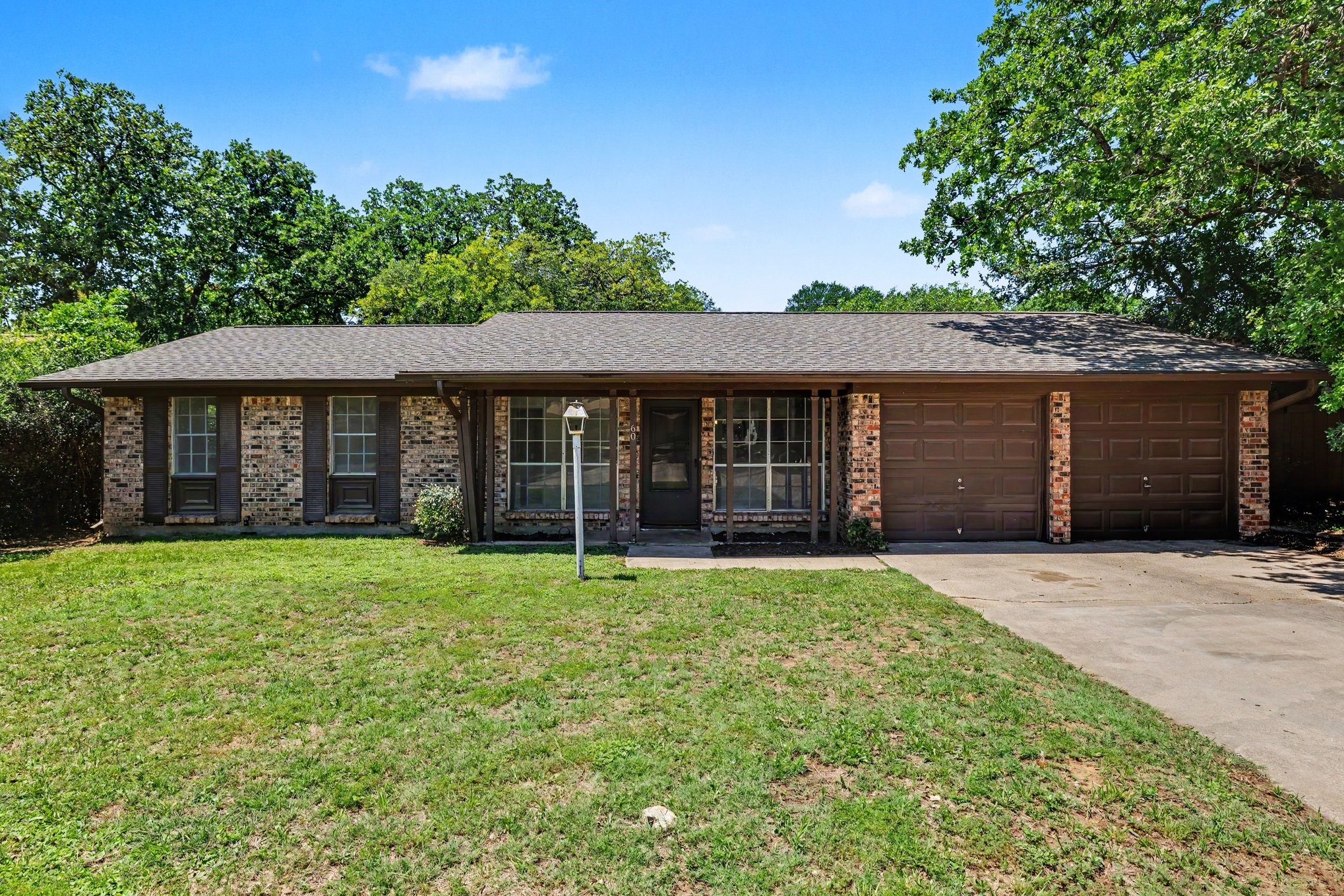 60 Somerset Terrace Bedford TX 76022