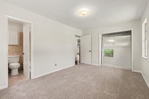 60 Somerset Terrace Bedford TX 76022