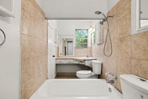 60 Somerset Terrace Bedford TX 76022