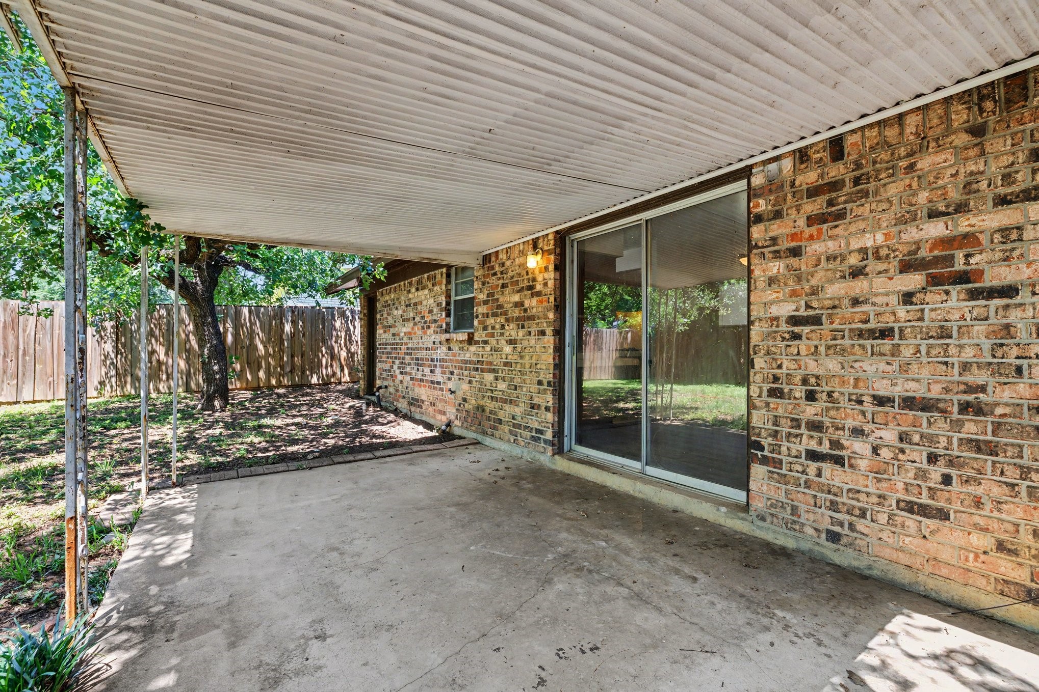 60 Somerset Terrace Bedford TX 76022