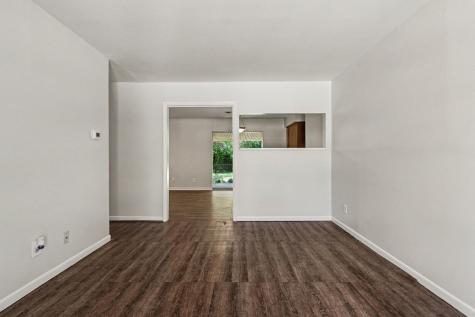 60 Somerset Terrace Bedford TX 76022