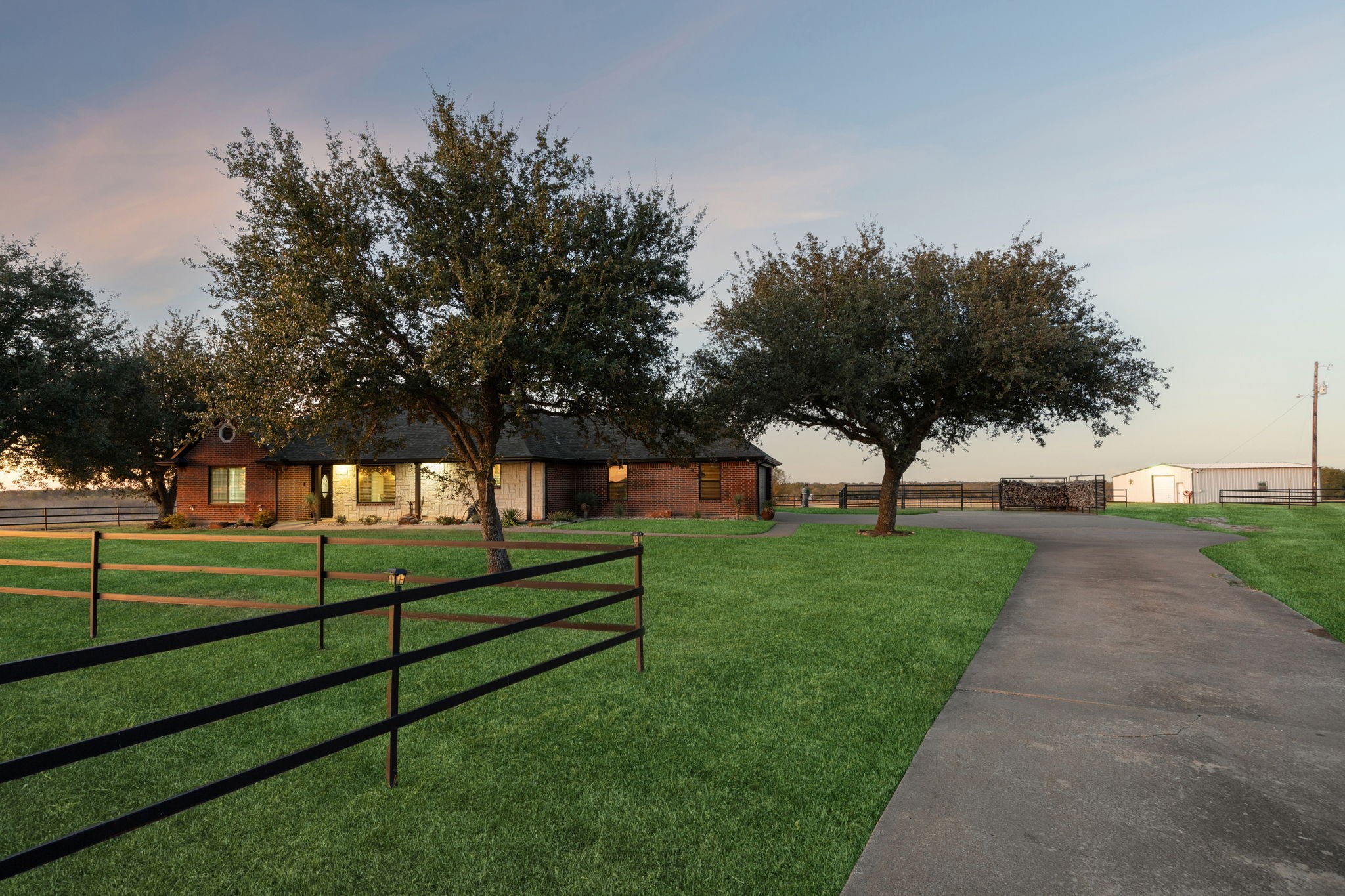13901 A Fm Road 2860 Kaufman TX 75142