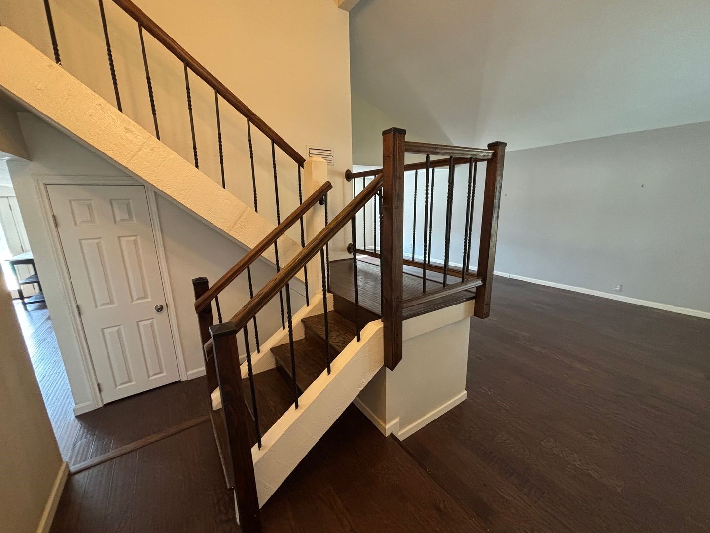 2113 Via Del Norte Carrollton TX 75006