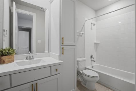1915 Hillside Court Van Alstyne TX 75495