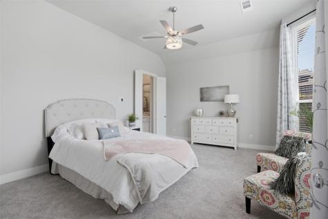 1915 Hillside Court Van Alstyne TX 75495