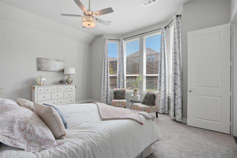 1915 Hillside Court Van Alstyne TX 75495