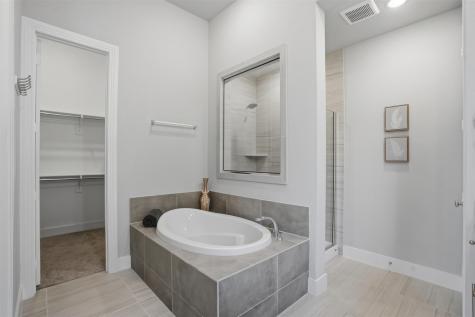1915 Hillside Court Van Alstyne TX 75495