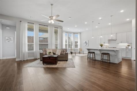 1915 Hillside Court Van Alstyne TX 75495
