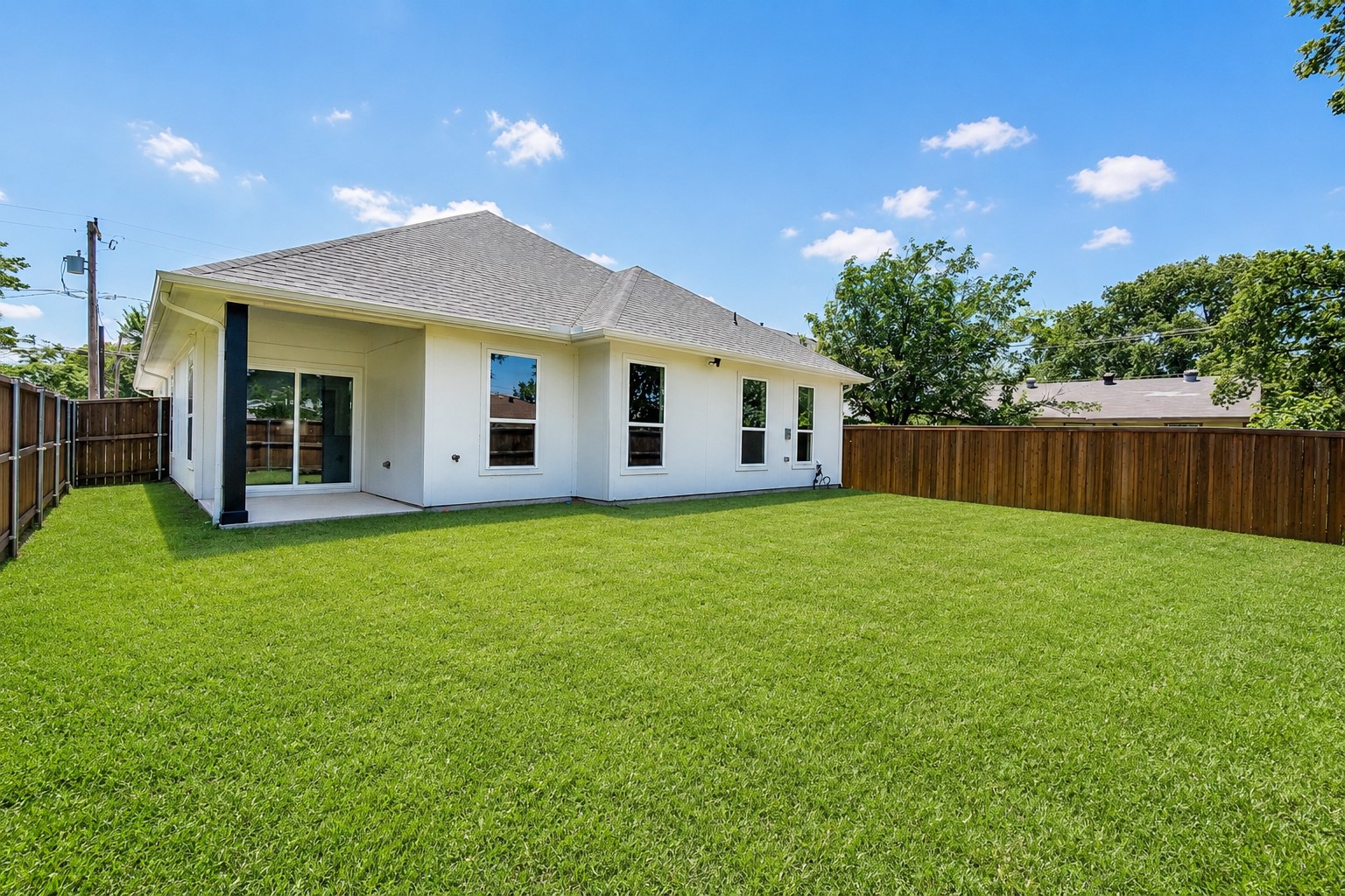 1963 Dennison Street Dallas TX 75212