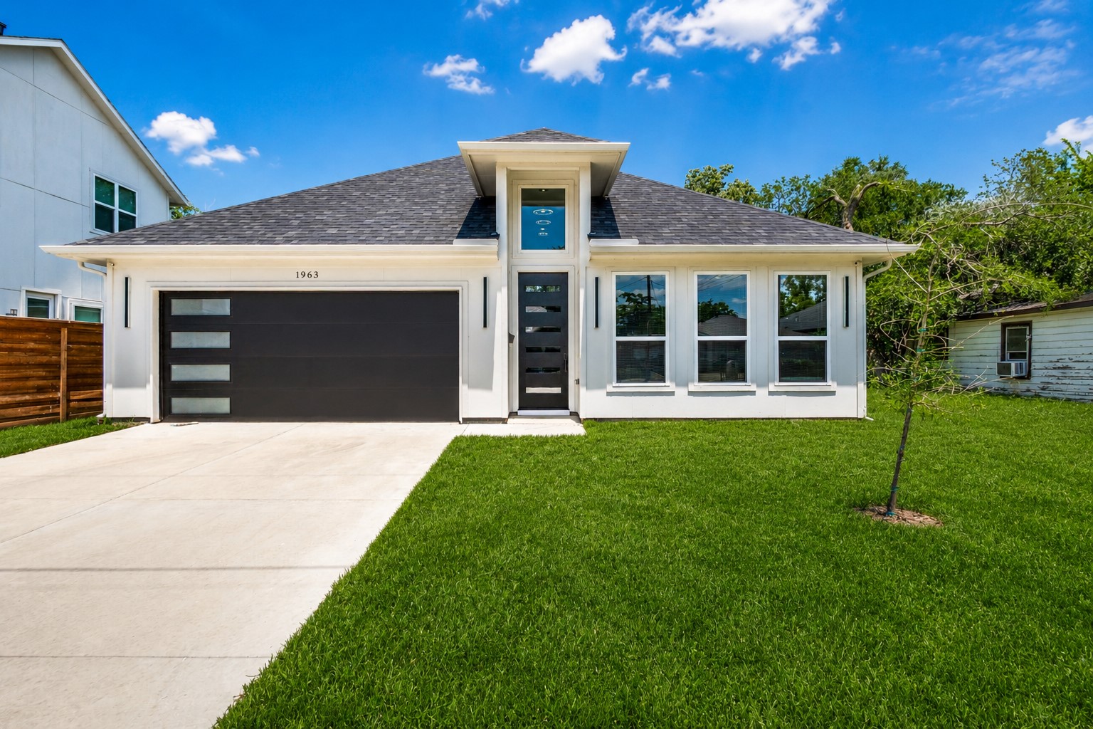 1963 Dennison Street Dallas TX 75212