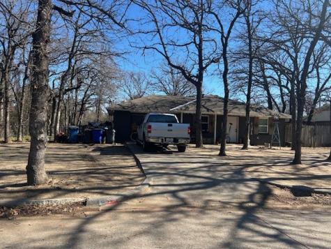 840 Red Oak Court Azle TX 76020