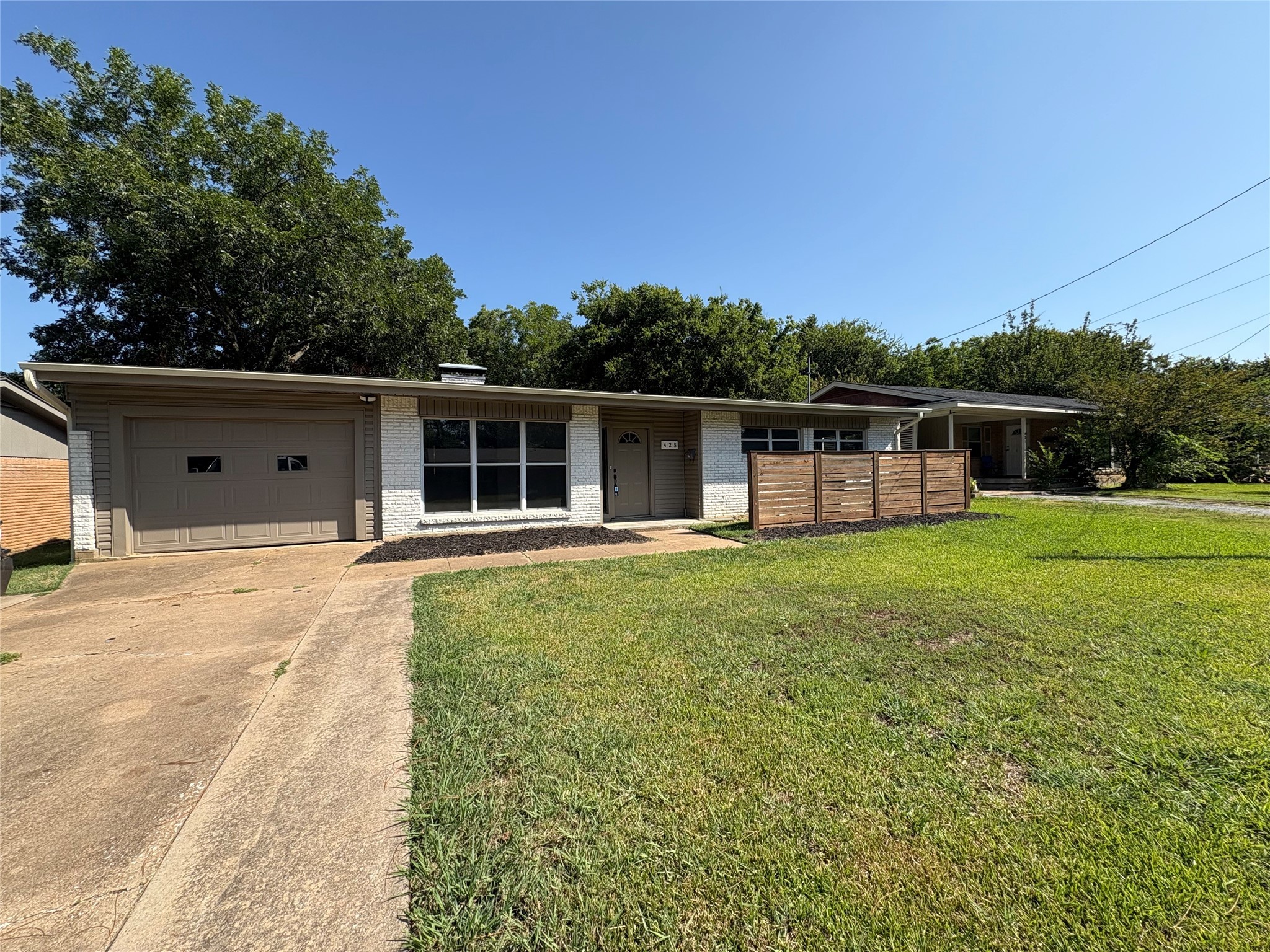 425 W Lamberth Road Sherman TX 75092