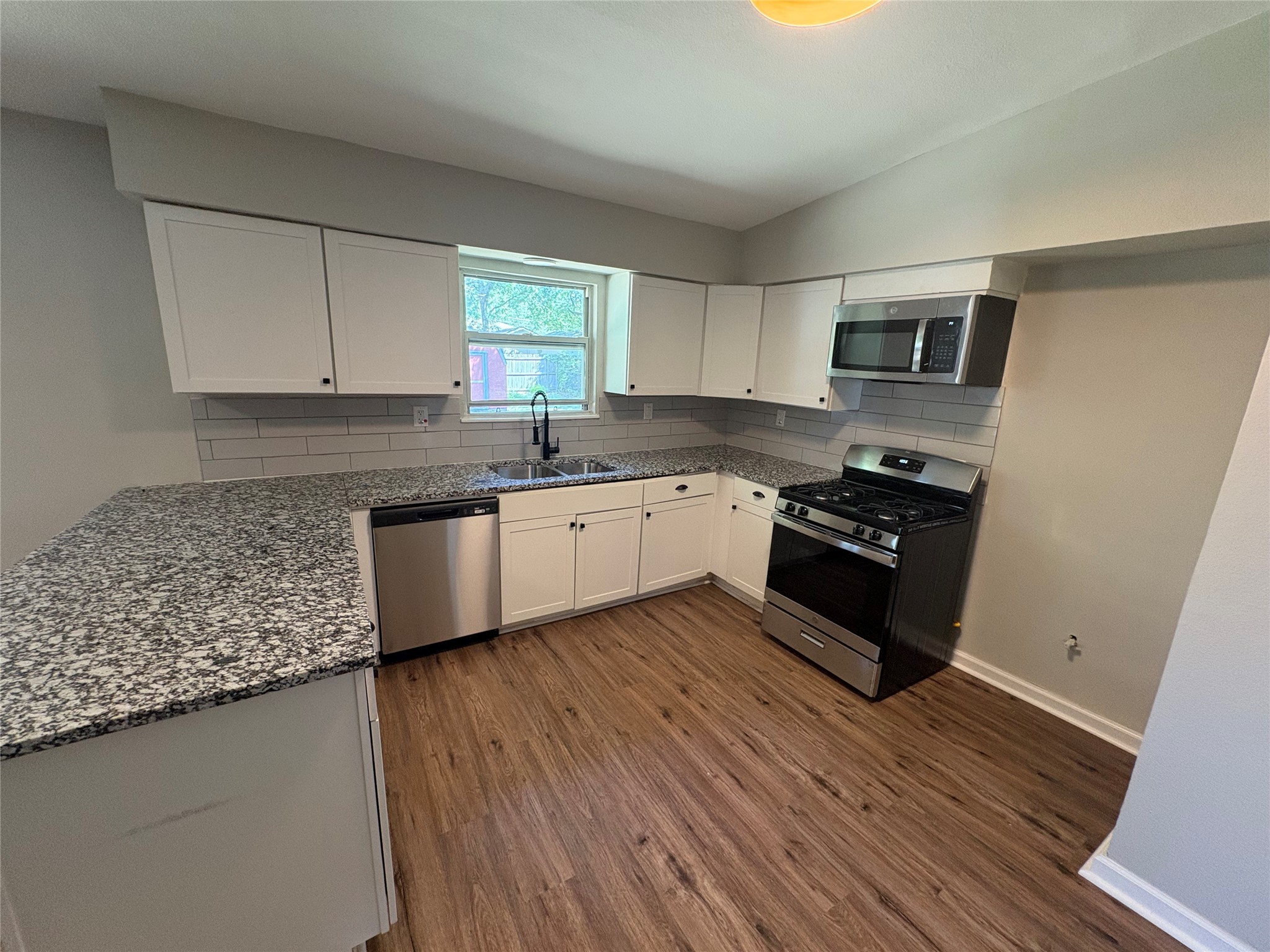 425 W Lamberth Road Sherman TX 75092