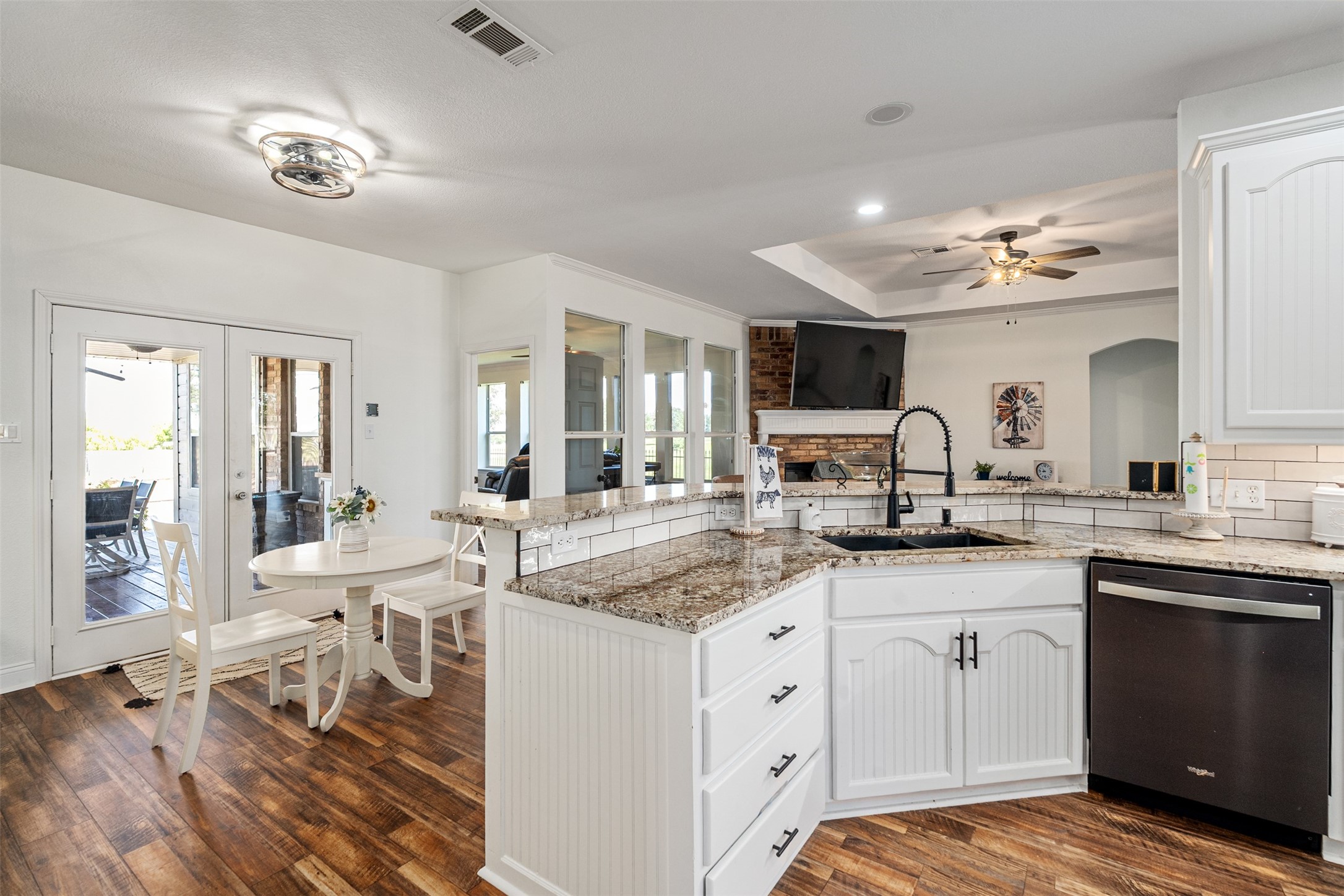 15401 County Road 4052 Kemp TX 75143