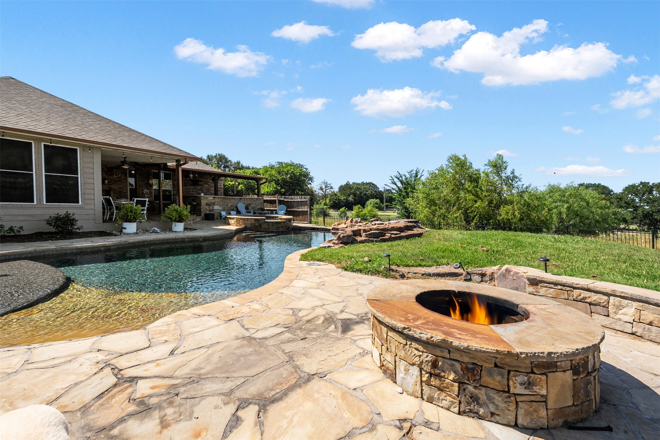 15401 County Road 4052 Kemp TX 75143