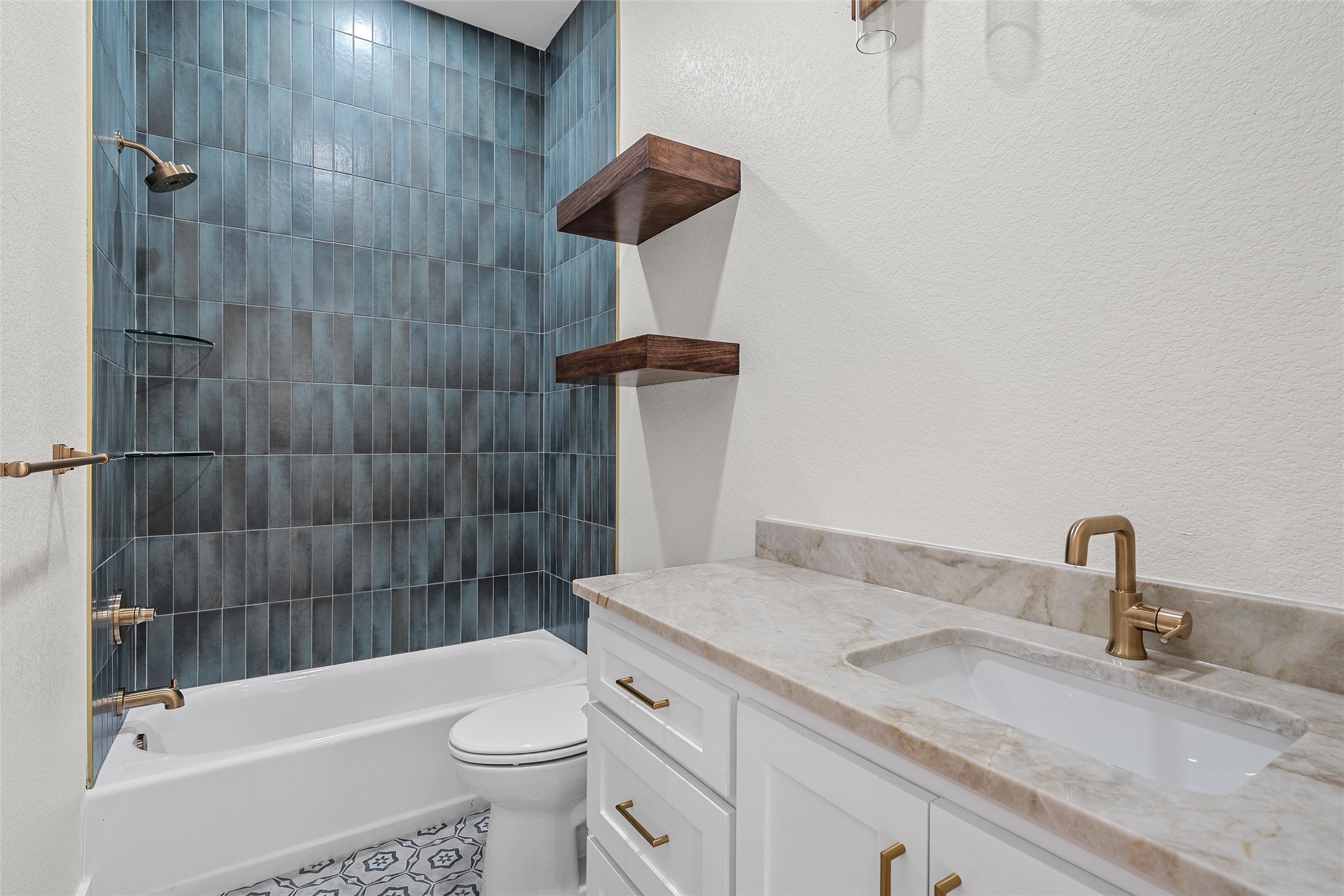407 Lacek Mill Road China Spring TX 76633