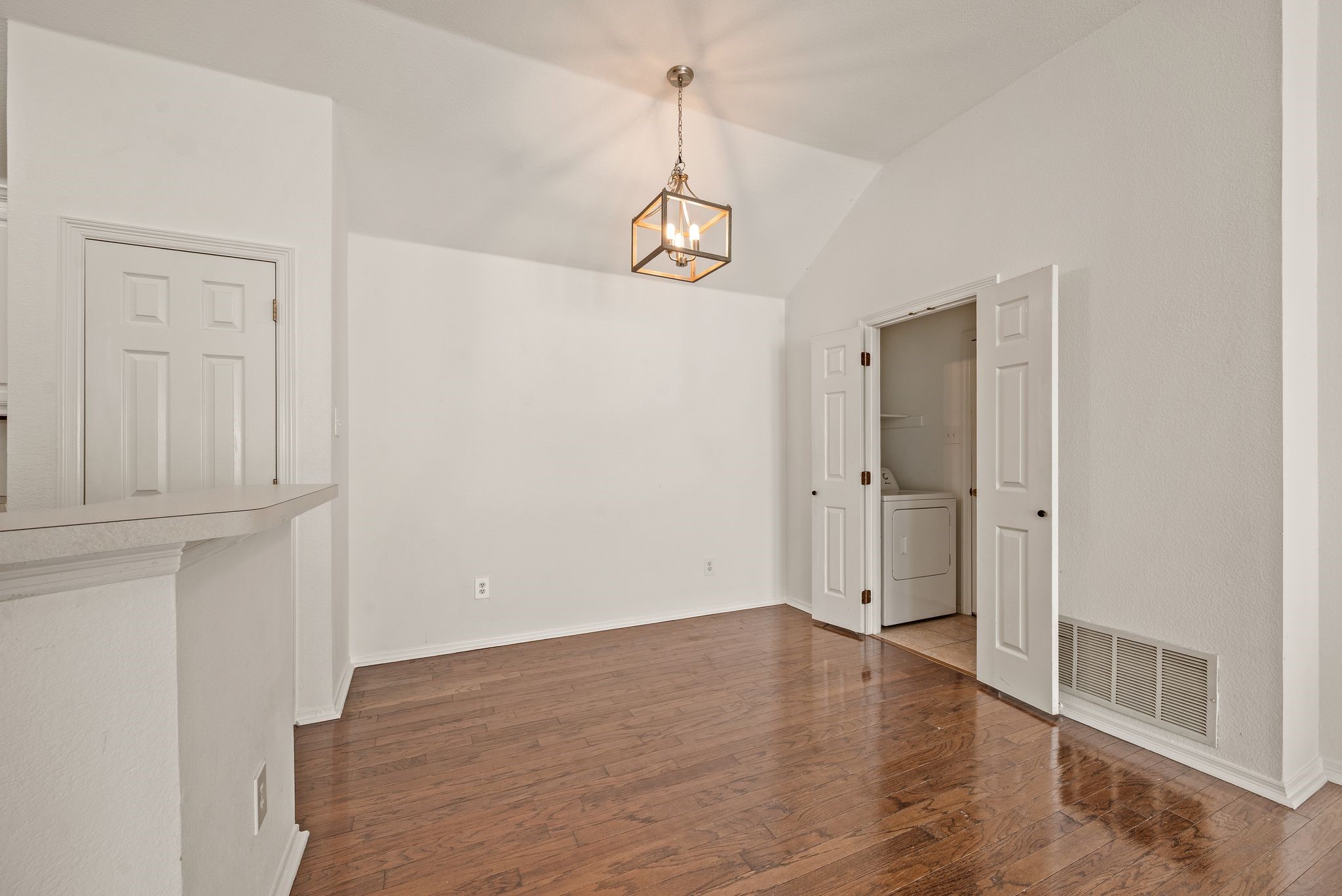 1712 Imperial Drive Carrollton TX 75007