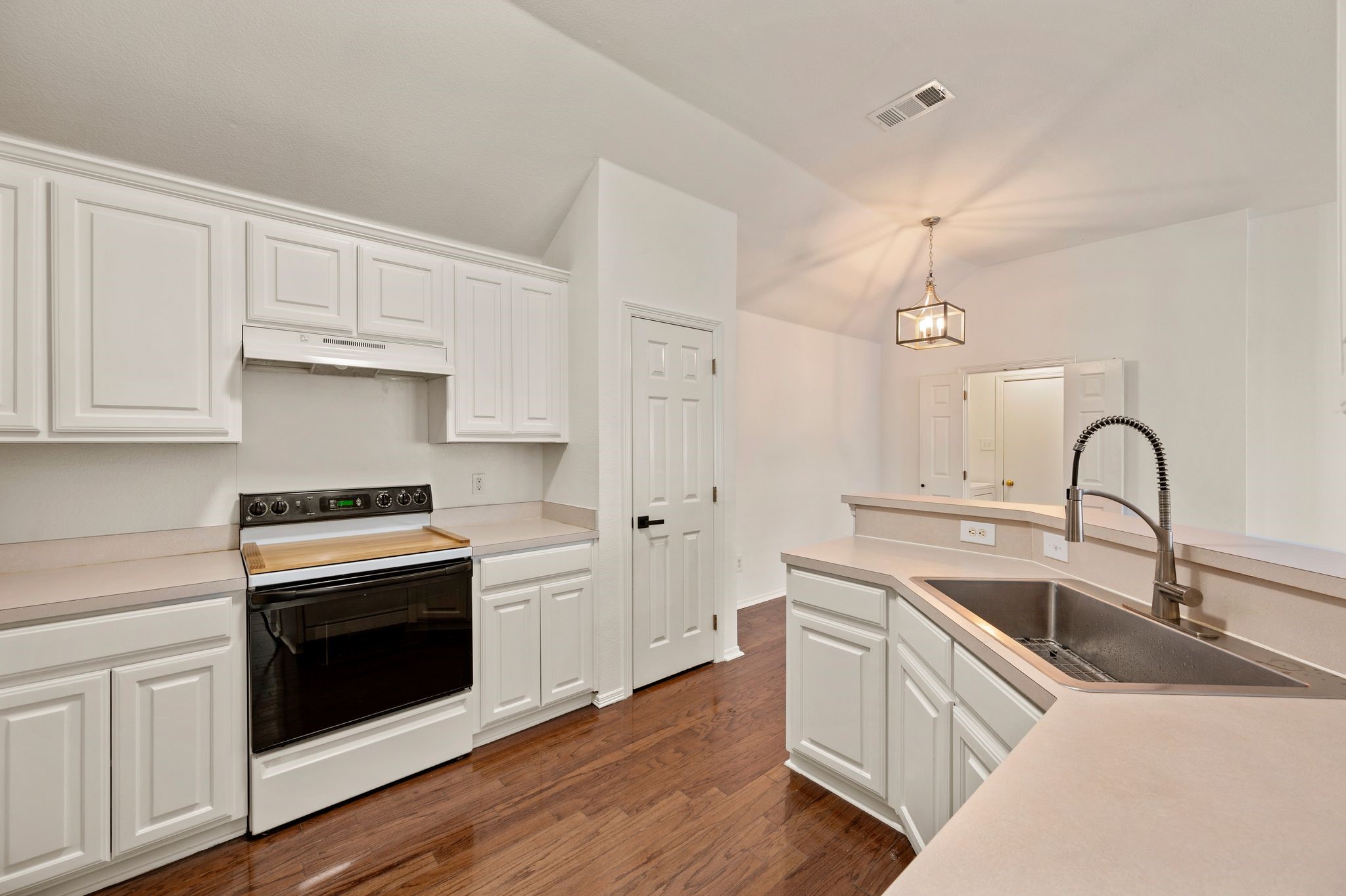 1712 Imperial Drive Carrollton TX 75007