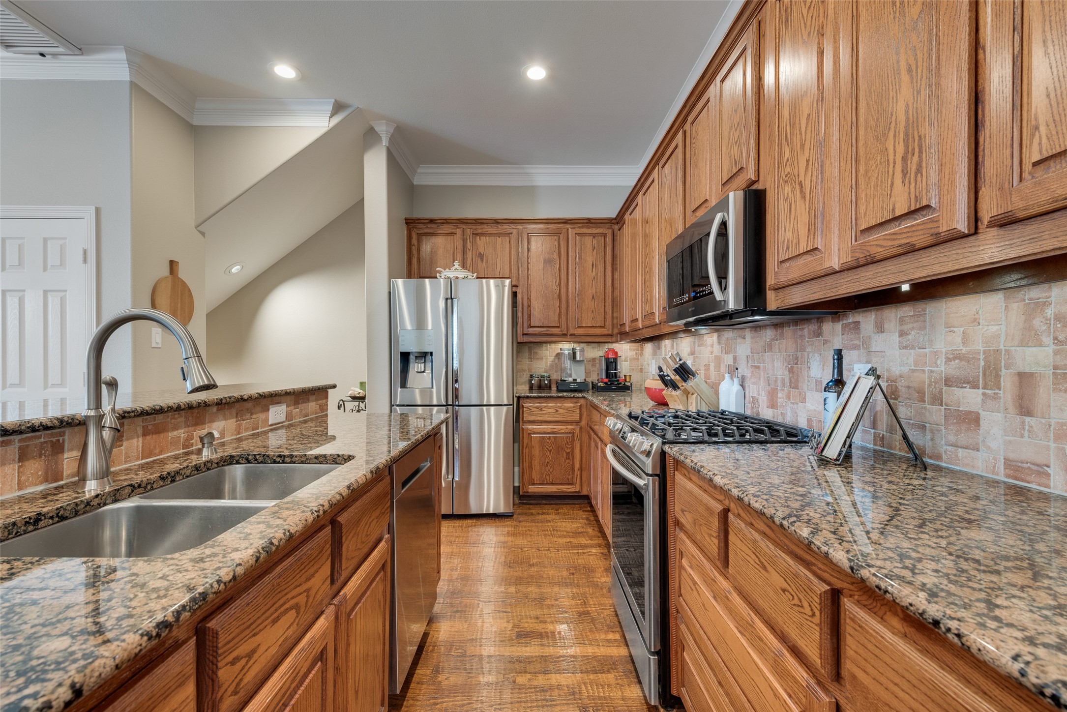 18115 Frankford Lakes Circle Dallas TX 75252