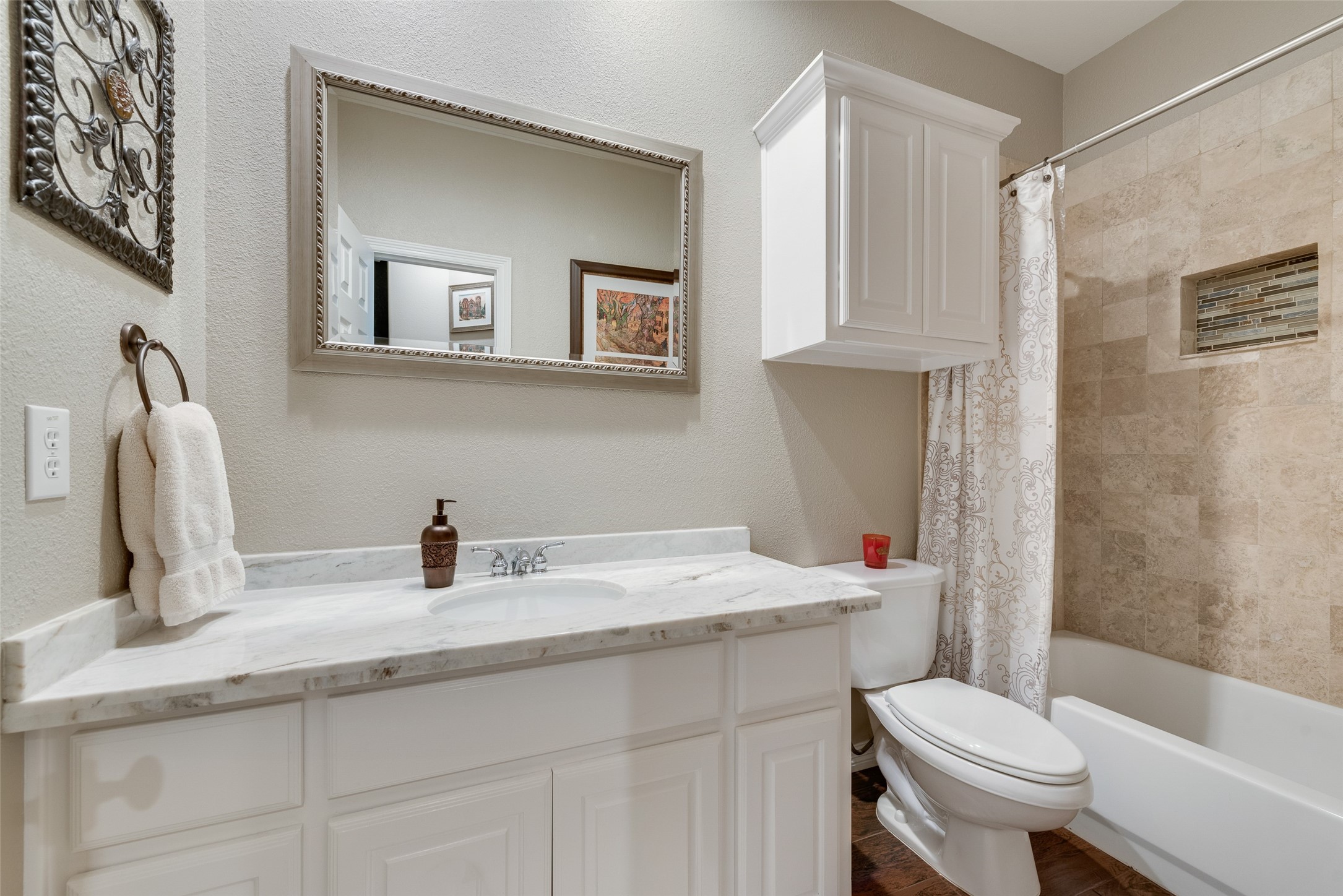 18115 Frankford Lakes Circle Dallas TX 75252