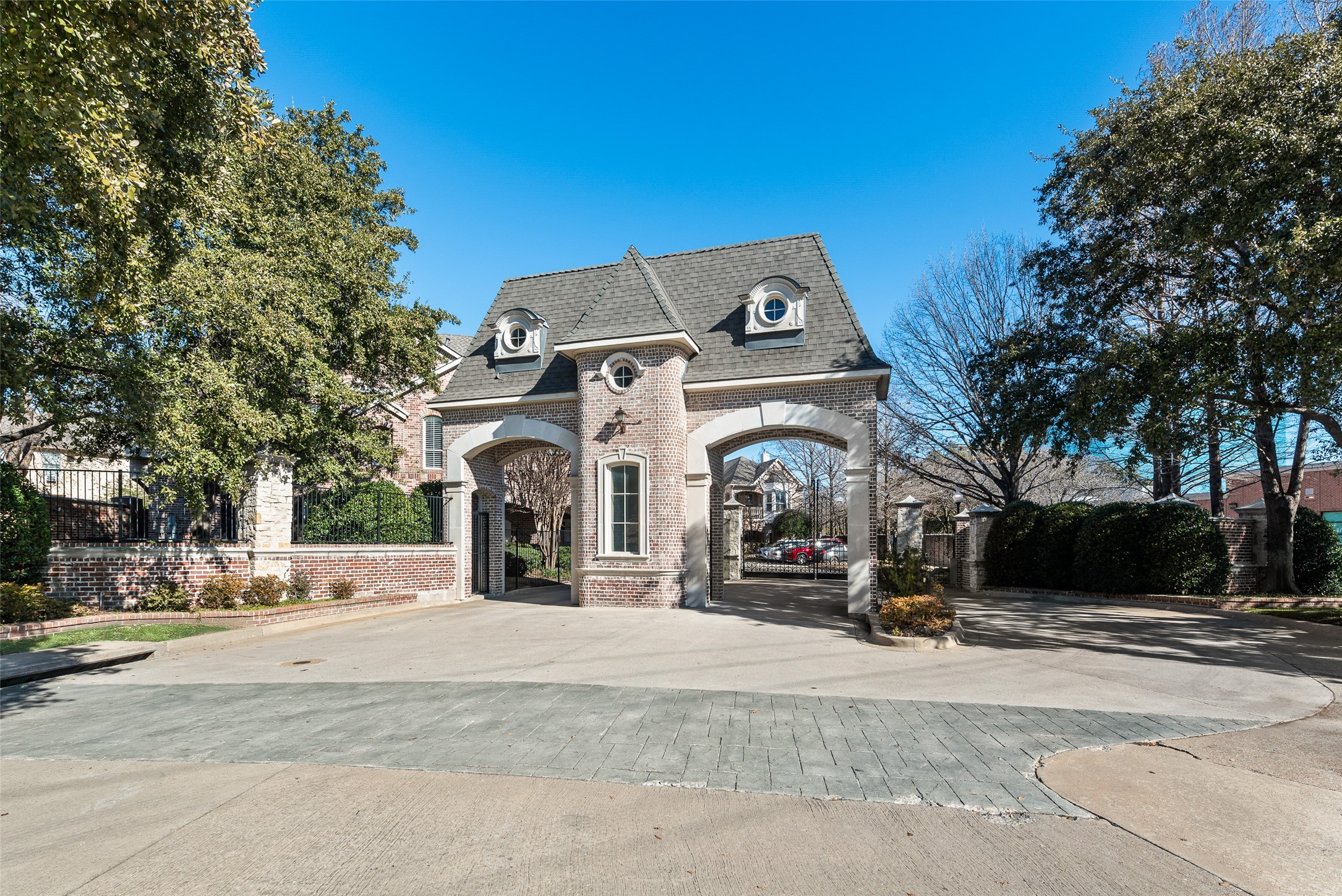 18115 Frankford Lakes Circle Dallas TX 75252