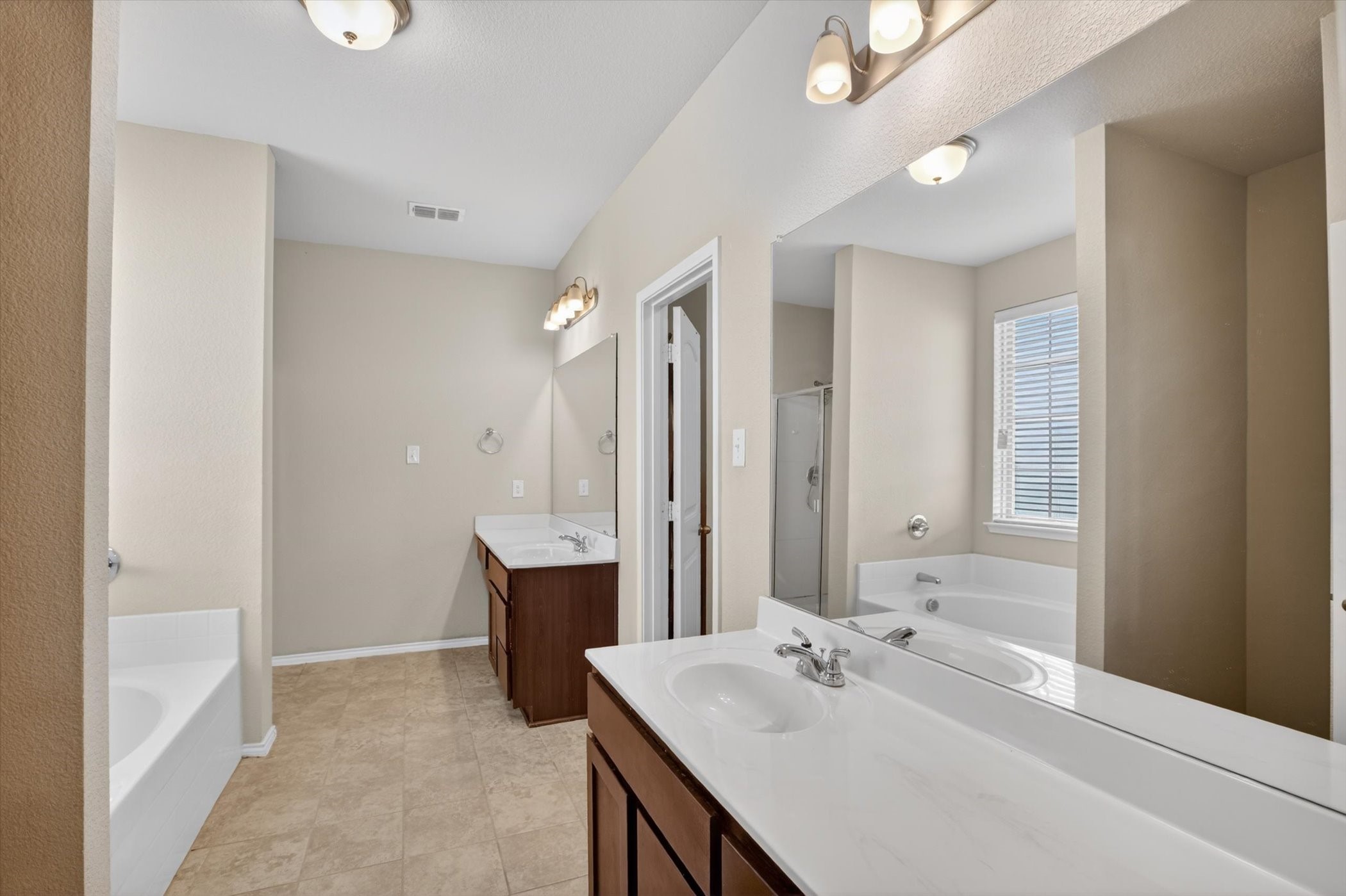 107 Cantle Street Waxahachie TX 75165