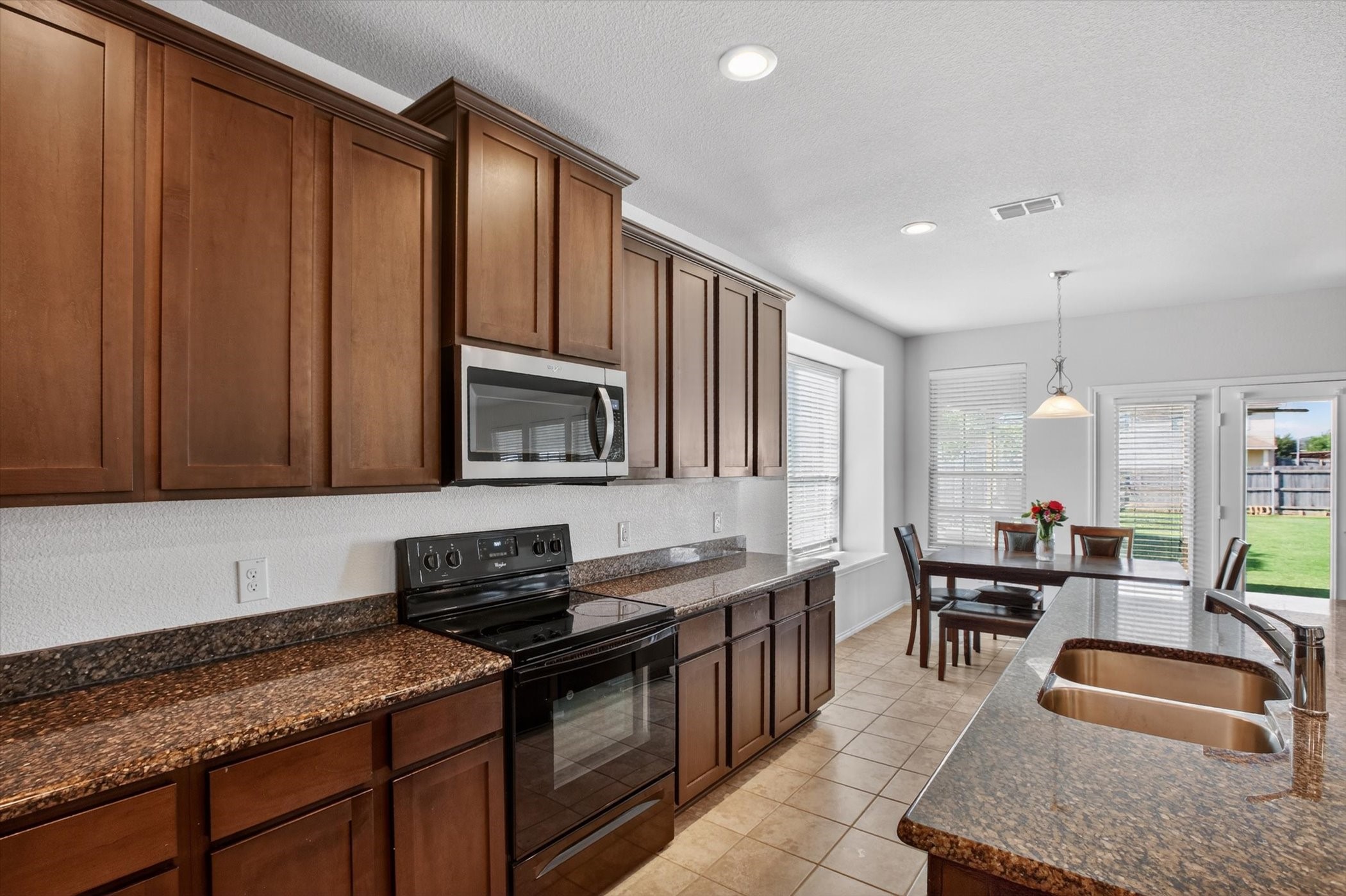 107 Cantle Street Waxahachie TX 75165