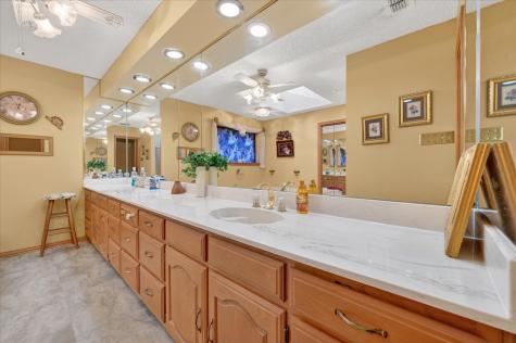1605 Heather Court Cleburne TX 76033