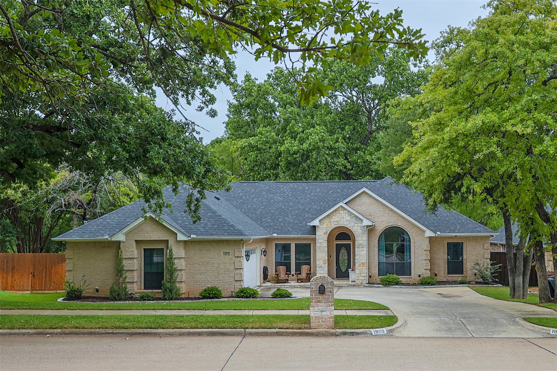 1805 Spinnaker Lane Azle TX 76020