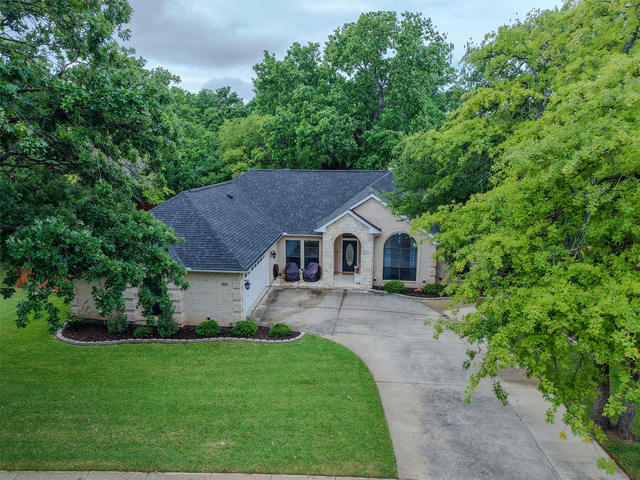 1805 Spinnaker Lane Azle TX 76020