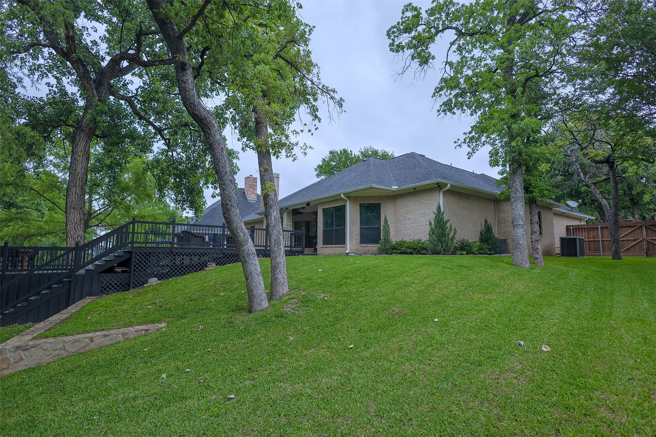 1805 Spinnaker Lane Azle TX 76020