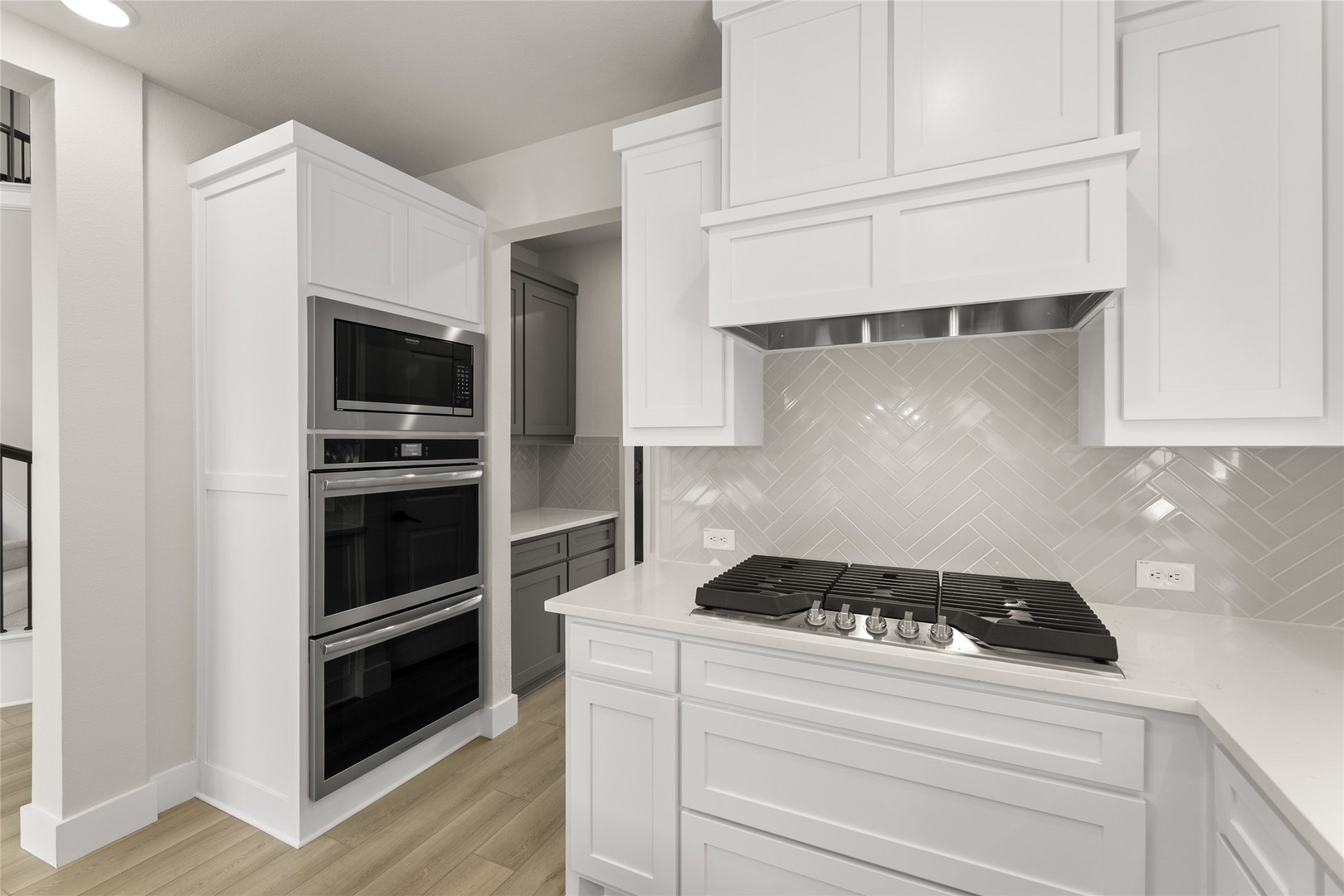 1328 Cash Street Burleson TX 76028