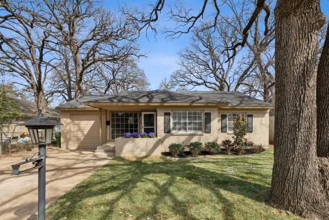 1013 W Inwood Drive Arlington TX 76013