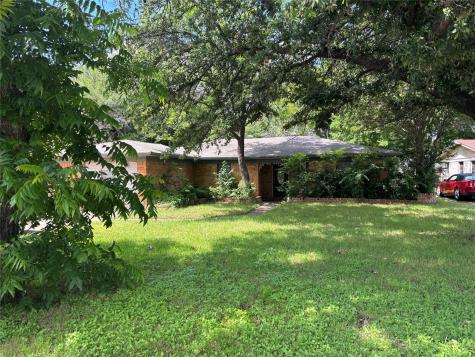 826 Turner Boulevard Grand Prairie TX 75050