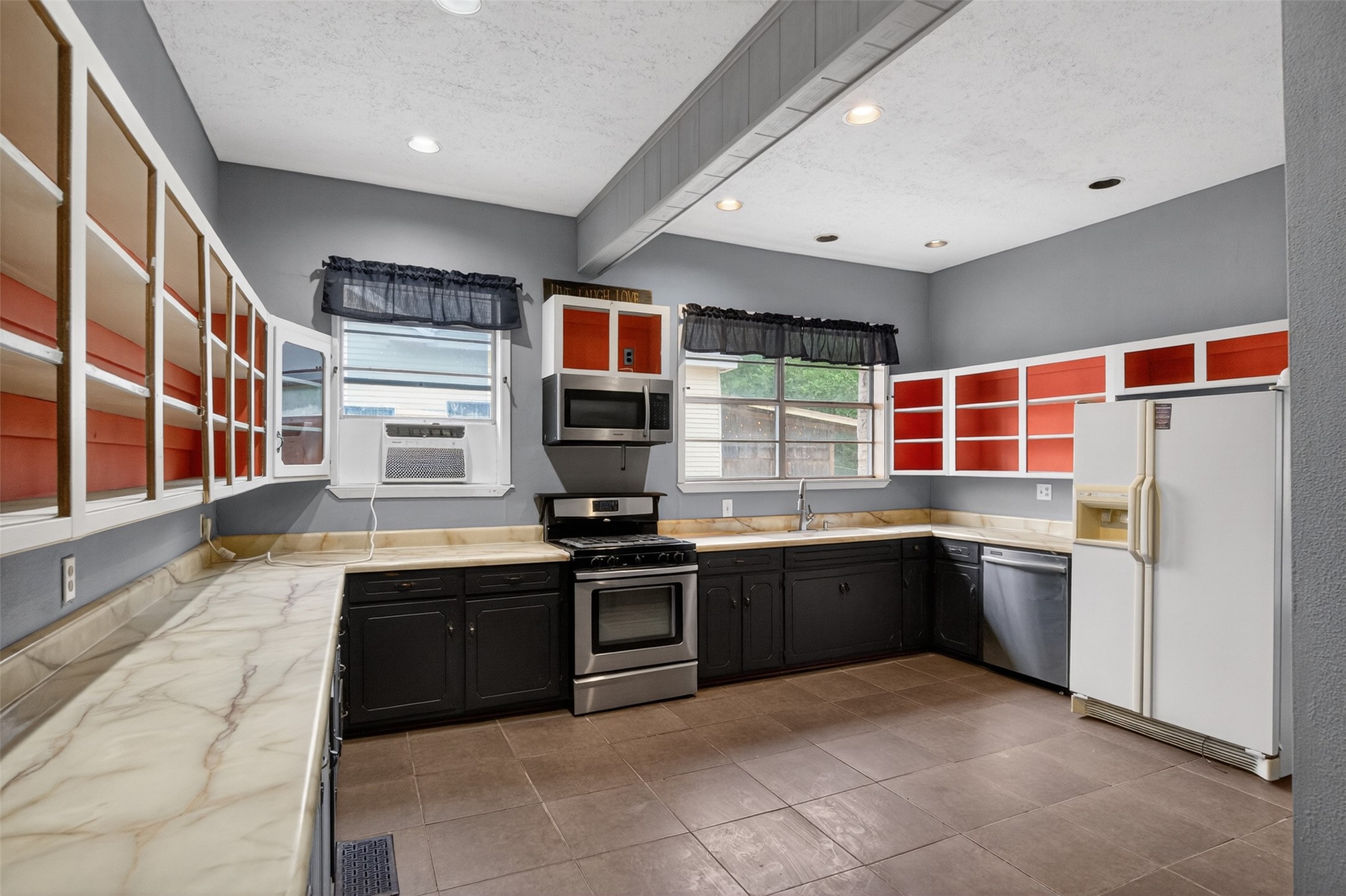 323 College Street Minden LA 71055