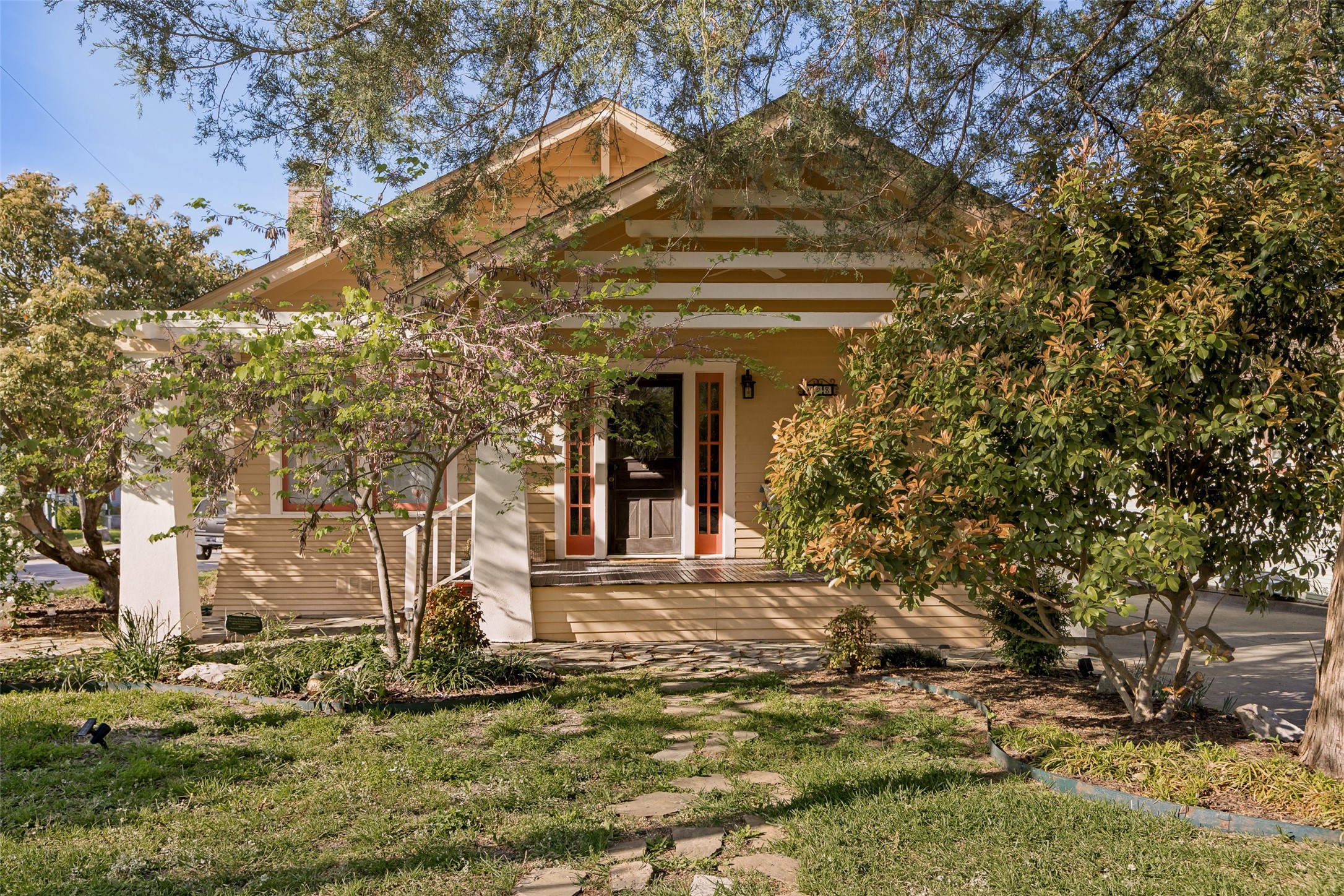 408 Heard Street Mckinney TX 75069