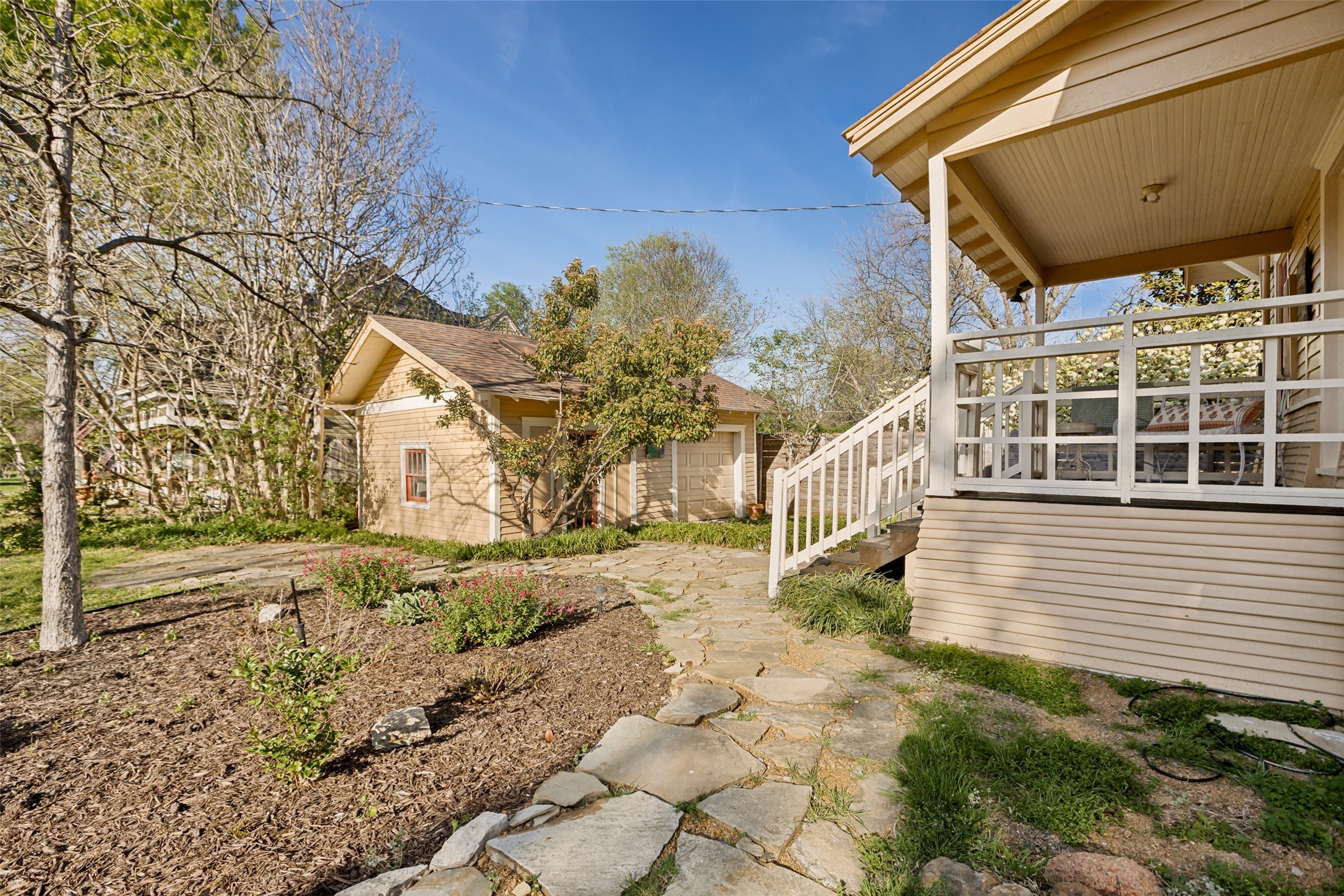 408 Heard Street Mckinney TX 75069