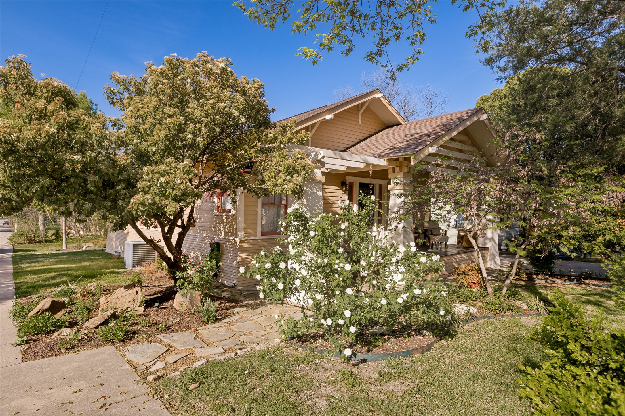408 Heard Street Mckinney TX 75069
