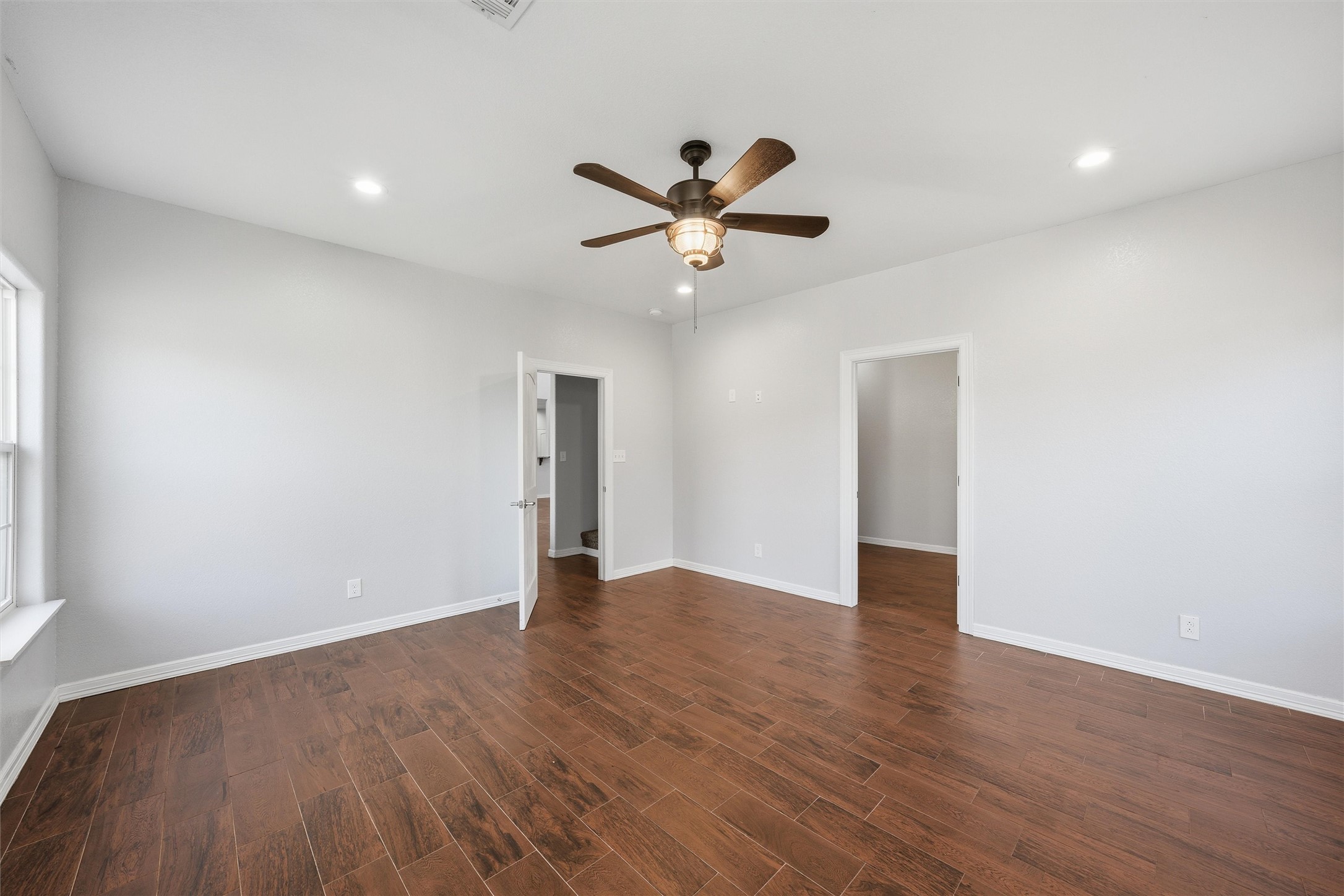 1205 Avenue B Lacy Lakeview TX 76705