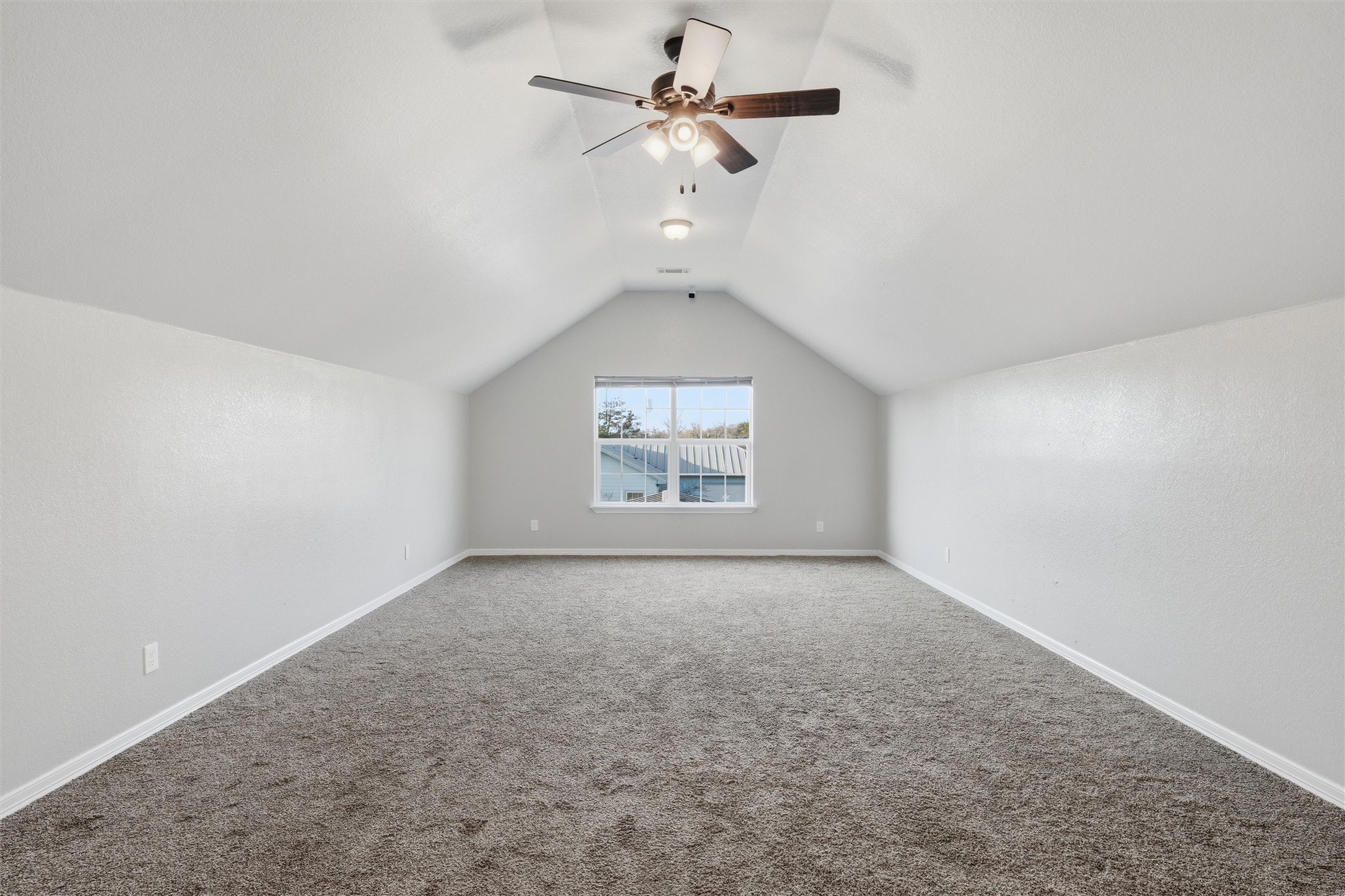 1205 Avenue B Lacy Lakeview TX 76705