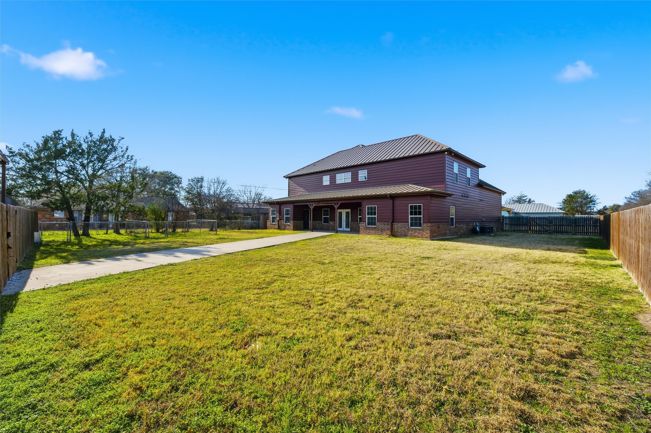 1205 Avenue B Lacy Lakeview TX 76705