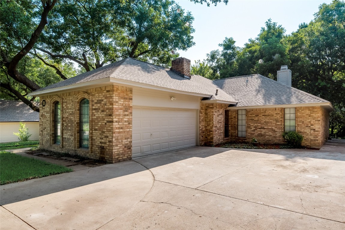 612 Renee Lane Desoto TX 75115