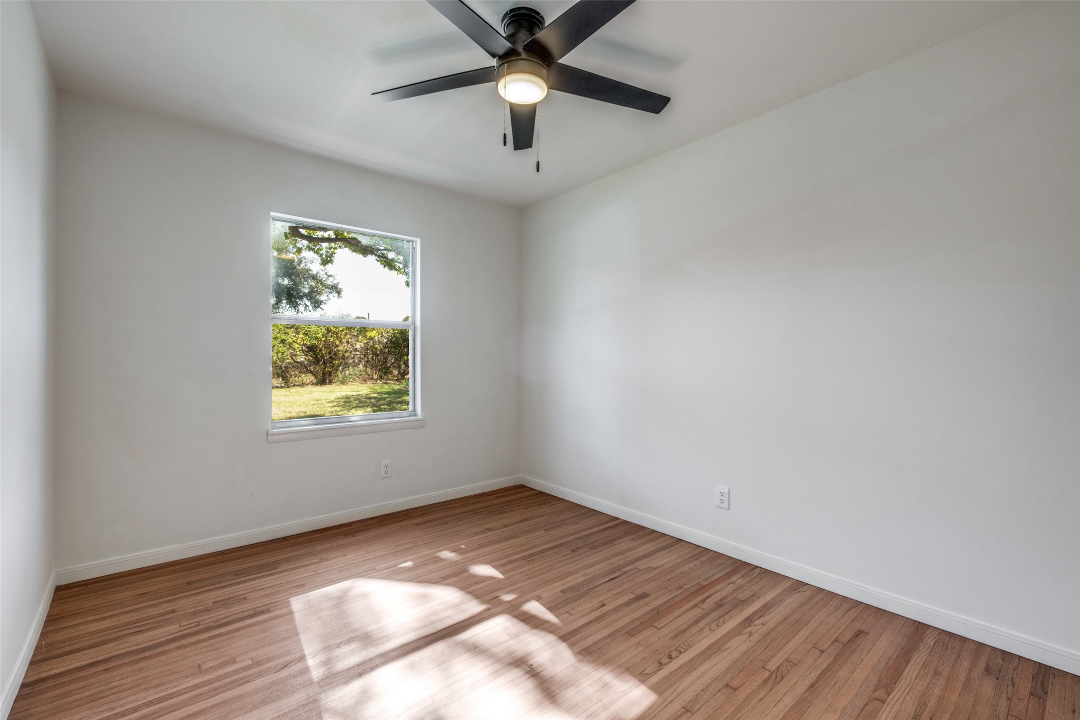 2411 Glengariff Drive Dallas TX 75228