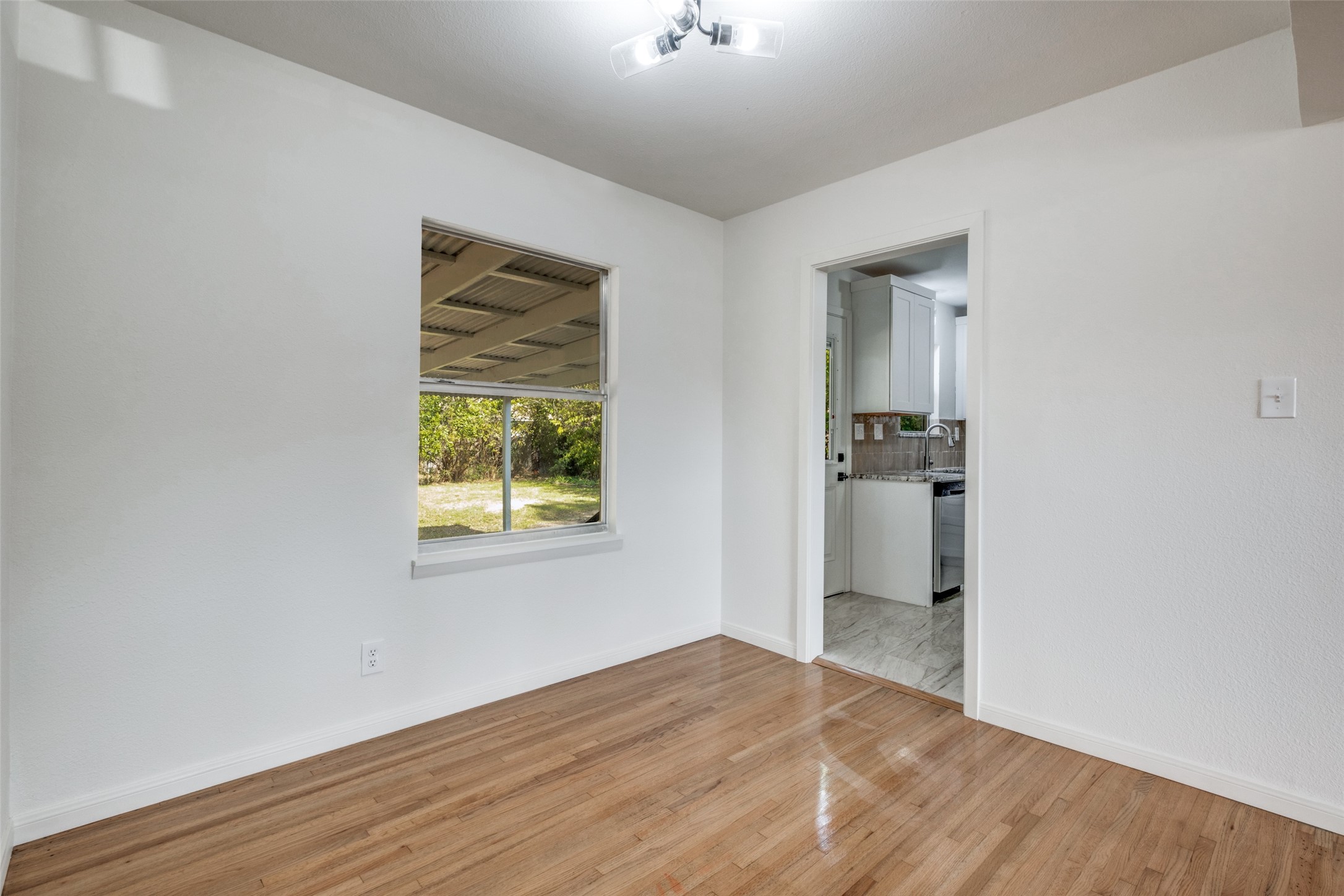 2411 Glengariff Drive Dallas TX 75228