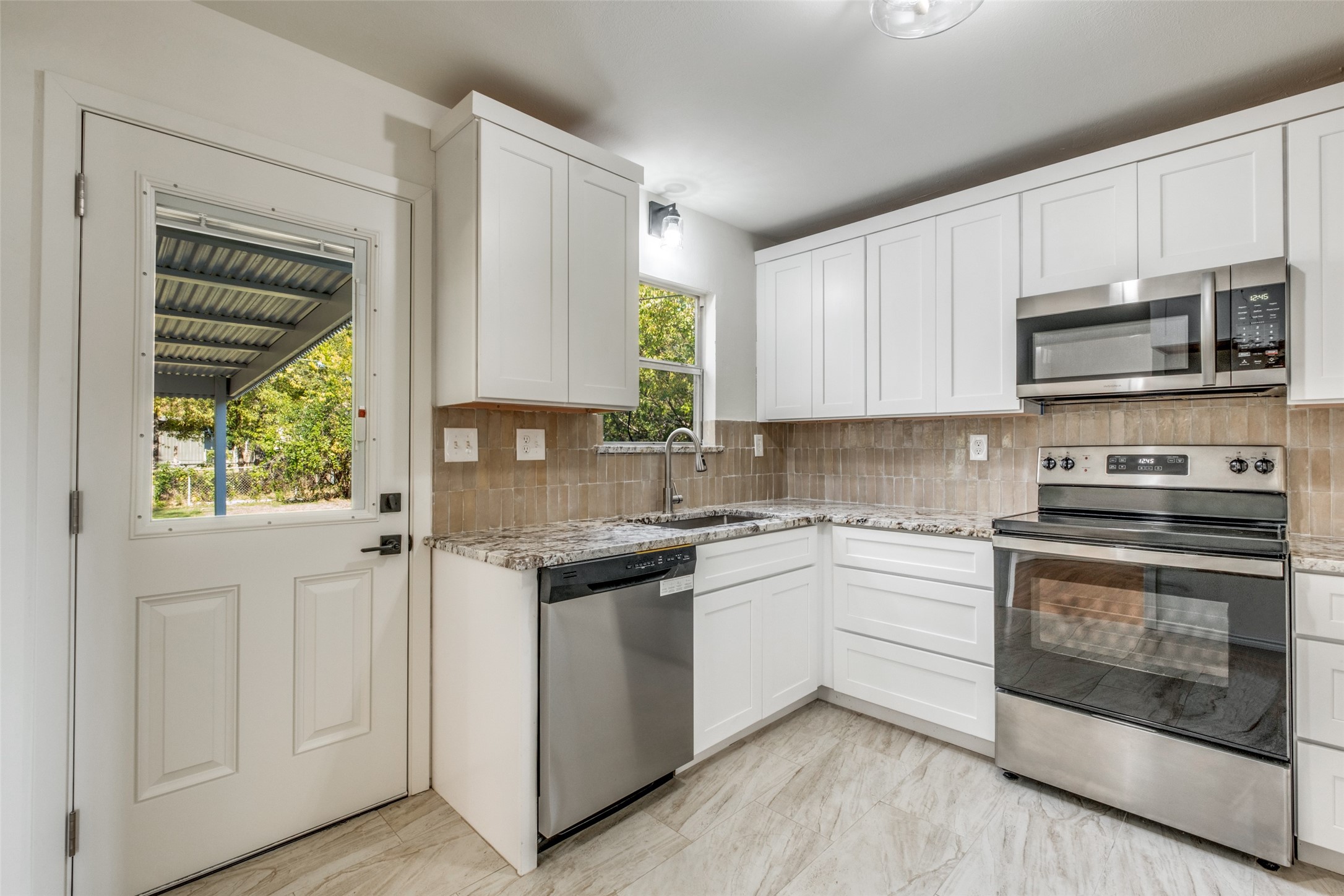 2411 Glengariff Drive Dallas TX 75228