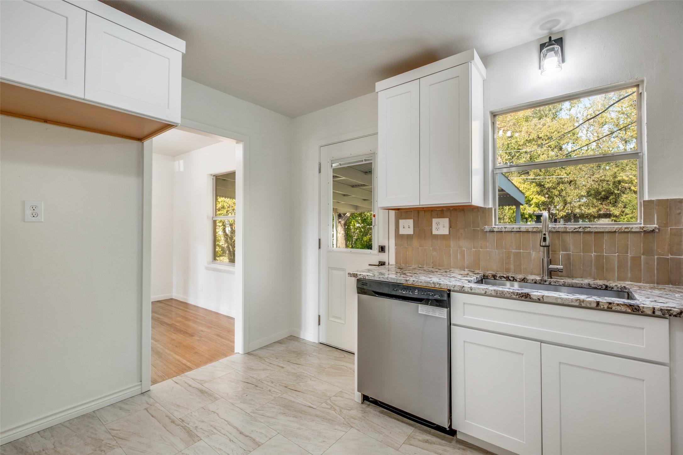 2411 Glengariff Drive Dallas TX 75228