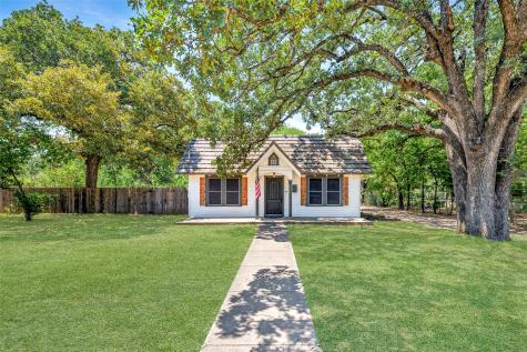 2510 N Hughes Avenue Fort Worth TX 76103