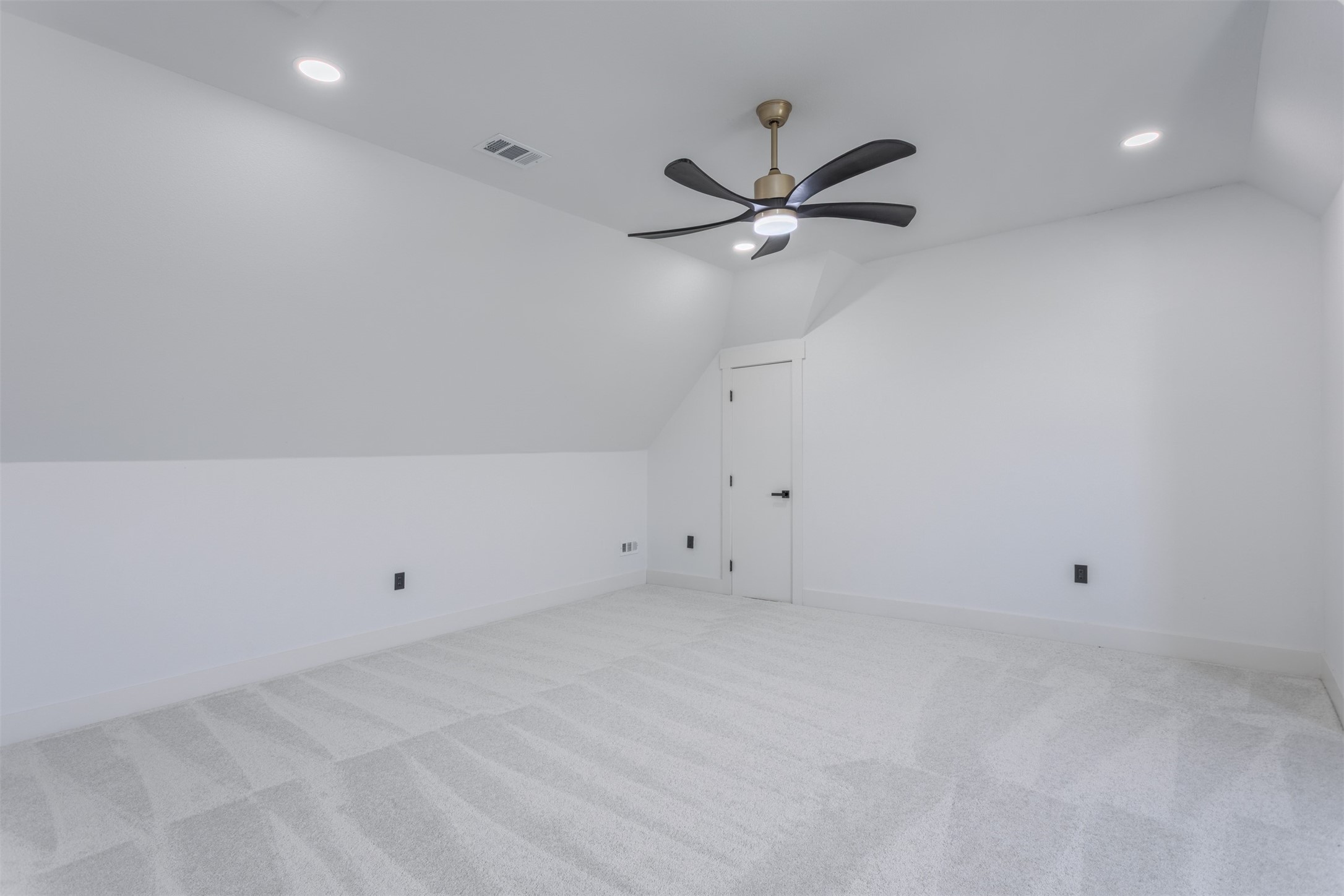 5073 Loper Circle Streetman TX 75859