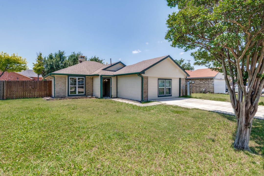 Rowlett TX, 7410 Jessica Way