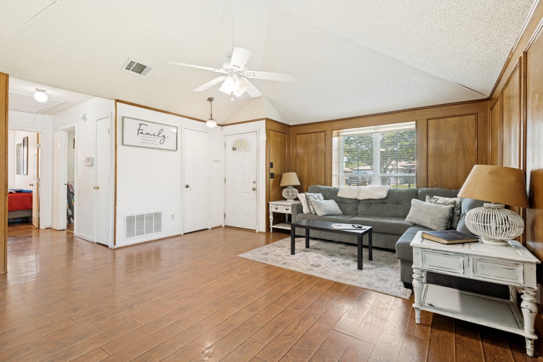 7410 Jessica Way Rowlett TX 75089